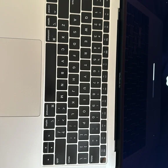 Apple MacBook Air